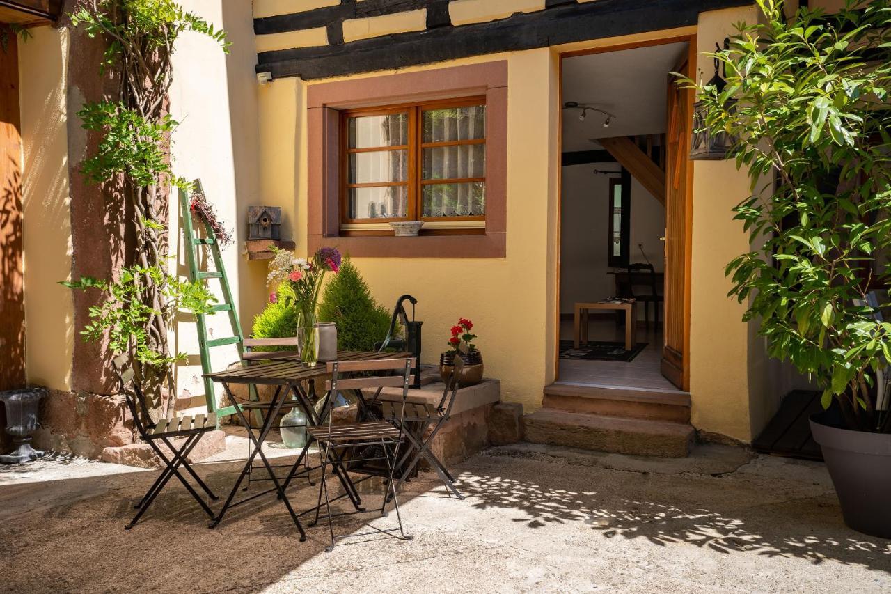 Les Suites - La Cour St Fulrad Saint-Hippolyte  Luaran gambar